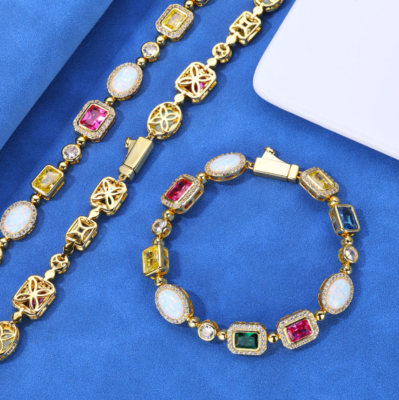 Collares y pulseras de estilo hip-hop con circonitas